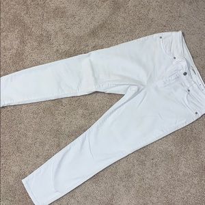 Artisan NY white skinny jeans